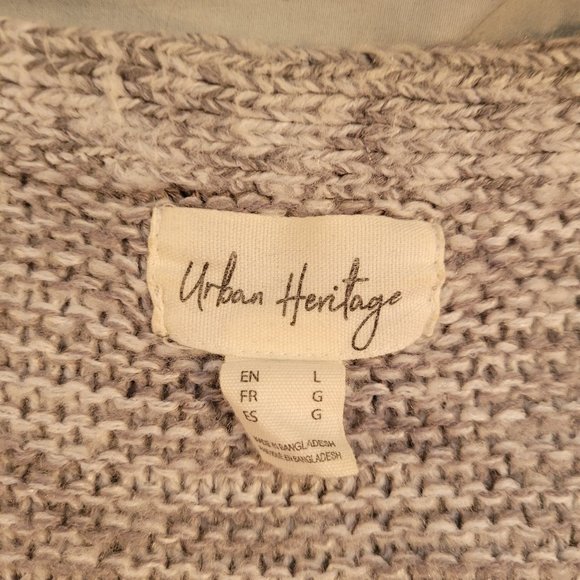 Large Urban Heritage Grey & Black Cardigan - Picture 3 of 7